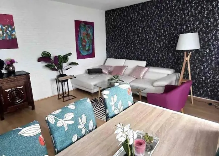Armorino - Appartement Charmant 2 Chambres - Proximite De Tout